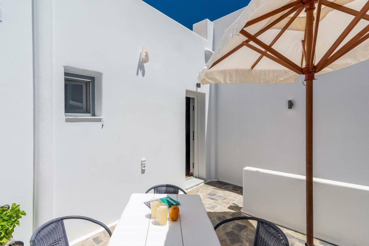 Island Dreams - Adults Only Apartment Adamantas  Exterior photo